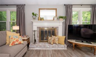 253 Old Oak Post Rd, Amherst, NY 14051