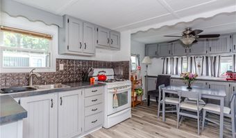 18 Helen Dr, Coventry, RI 02816