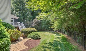 3748 Knollcreek Dr, Apex, NC 27539