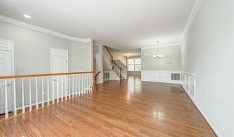 43122 FOREST EDGE Sq, Ashburn, VA 20148