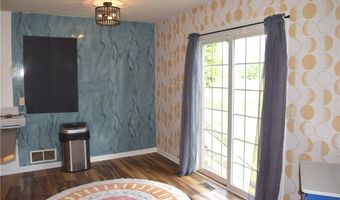 4777 Waterloo Rd, Atwater, OH 44201