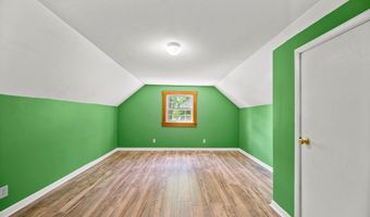 47 Westwood Pkwy, Barre, VT 05641