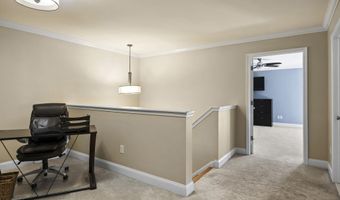 1 Milner Ct, Albany, NY 12208