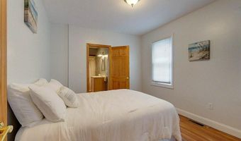 9 Waites Wharf, Newport, RI 02840