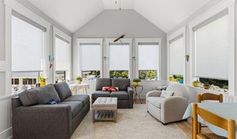244 14th St, Avalon, NJ 08202