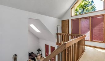 113 Meadow Spring Ln, Amherst, NY 14051