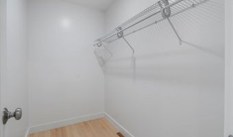 4 Cortland Pl, Standish, ME 04084
