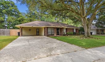 12222 Tickfaw Dr, Baton Rouge, LA 70818