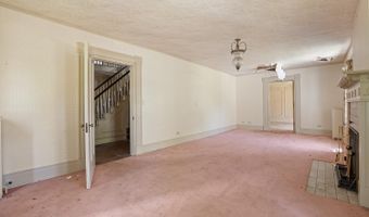 411 S Main St, Adrian, MI 49221