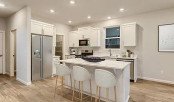 8309 SE Crescent Dr, Hillsboro, OR 97123