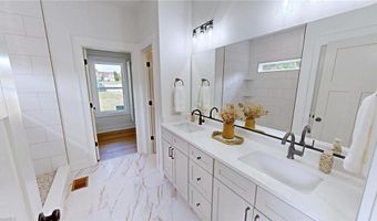 108 Sprucewood Ct, Archdale, NC 27263