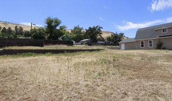 904 3rd St, Asotin, WA 99403