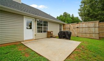 11 Madison Cir, Adairsville, GA 30103