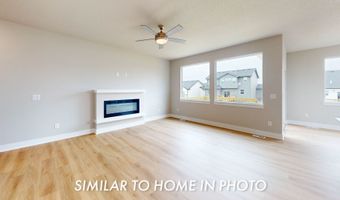 526 43rd St SW, Altoona, IA 50009