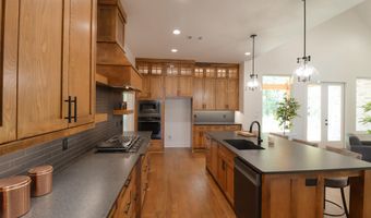 3053 Avilla Manor Trl, Alexander, AR 72002