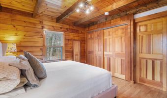 137 Pond Rd, Campton, NH 03223