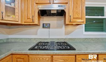 13545 Lyons Ave, Bayou La Batre, AL 36509