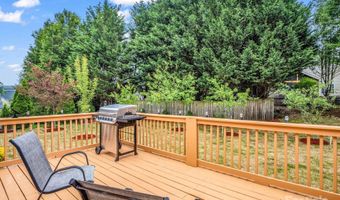 24 Yorktown Cir, Arden, NC 28704
