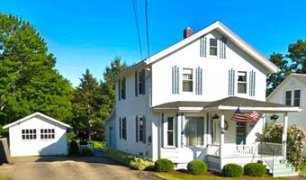 208 7th St, Bangor, ME 04401