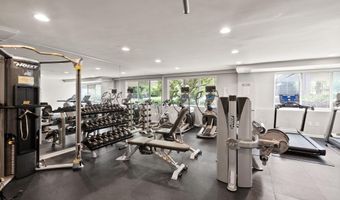 4977 BATTERY Ln 1-711, Bethesda, MD 20814