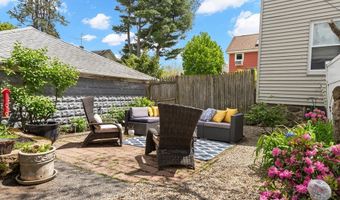 9 Elm Ct, Andover, MA 01810