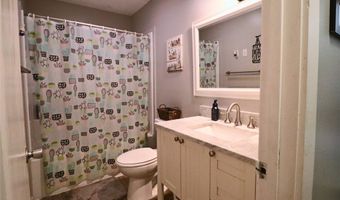 204 25th Ave SW, Altoona, IA 50009