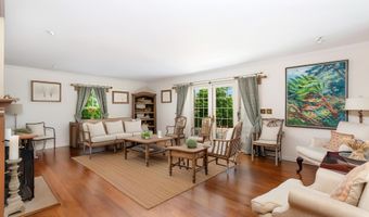 150 N Old Stone Bridge Rd, Cos Cob, CT 06807