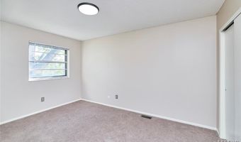 221 Braeshire Dr A, Ballwin, MO 63021