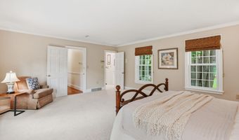 16 Storybrook Ln, Amherst, NH 03031