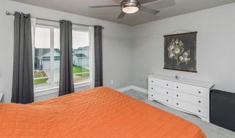 616 NE Pearl Dr, Ankeny, IA 50021