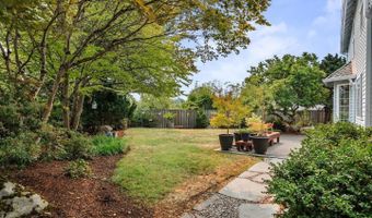 500 NW PACIFIC GROVE Dr, Beaverton, OR 97006