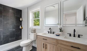 218 Second St, East Providence, RI 02914