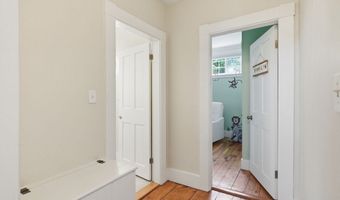 207 Dodge St, Beverly, MA 01915