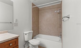530 ORANGE Dr 11, Altamonte Springs, FL 32701
