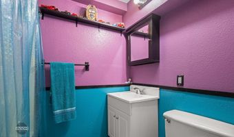 3233 Tarwater Ave, Anchorage, AK 99508