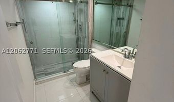 19707 Turnberry Way 24B, Aventura, FL 33180