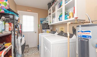 10 WINDSWEPT Dr, Berlin, MD 21811