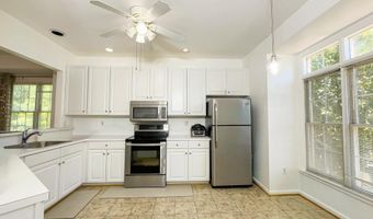 7822 QUILL POINT Dr, Bowie, MD 20720