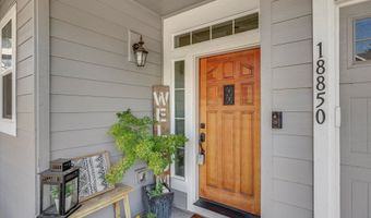 18850 TANOAK Way, Oregon City, OR 97045