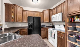 20 Hambleton Dr, Bella Vista, AR 72714
