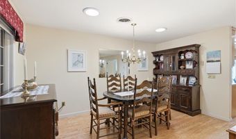 115 Pine Glen Dr, East Greenwich, RI 02818