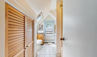 74 Third St, Newport, RI 02840