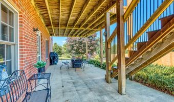 19175 Sterling Dr, Abingdon, VA 24211