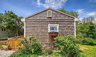 33 W Main Rd, Little Compton, RI 02837