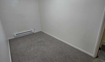 105 N 4th St, Beatrice, NE 68310