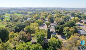 1601 E Sylvan Cir, Brandon, SD 57005