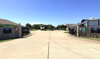 100 Augusta Cir, Aransas Pass, TX 78335