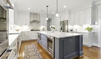 9206 FERNWOOD Rd, Bethesda, MD 20817