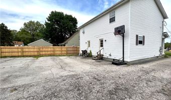 56 N Kimberly Ave, Austintown, OH 44515