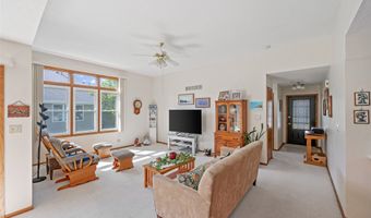 920 Robin Cir, Altoona, IA 50009